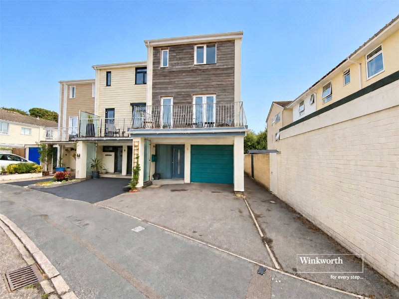 Inveravon, Christchurch, Dorset, BH23