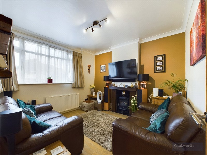 Parbury Rise, Chessington, KT9
