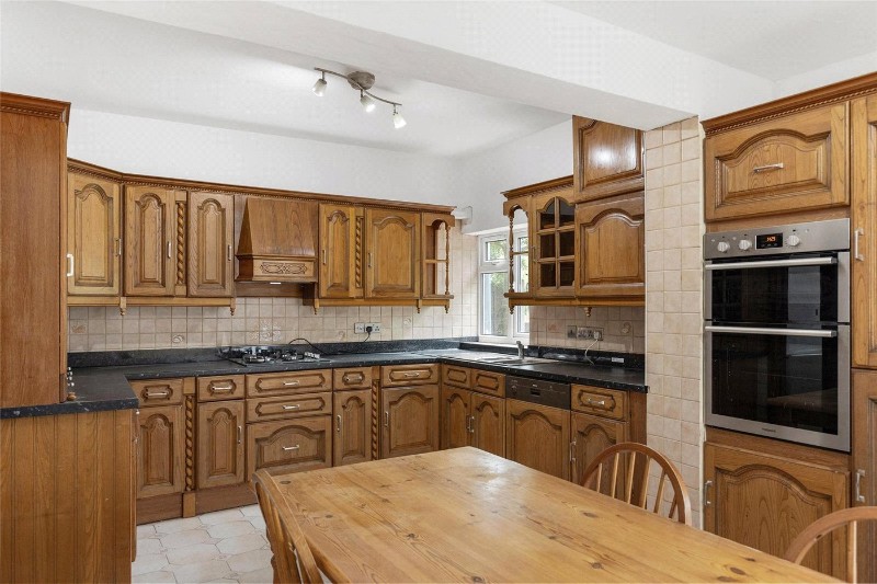 Briar Avenue, London, SW16