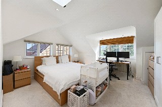 Woodfield Road, London, W5