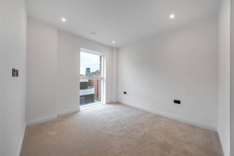 Watermeadow Lane, London, SW6