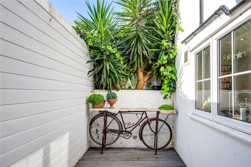 Novello Street, London, SW6