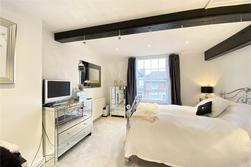 Wycombe End, Beaconsfield, HP9