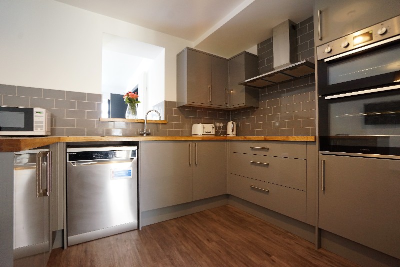 Fifth Avenue, Bristol, BS7