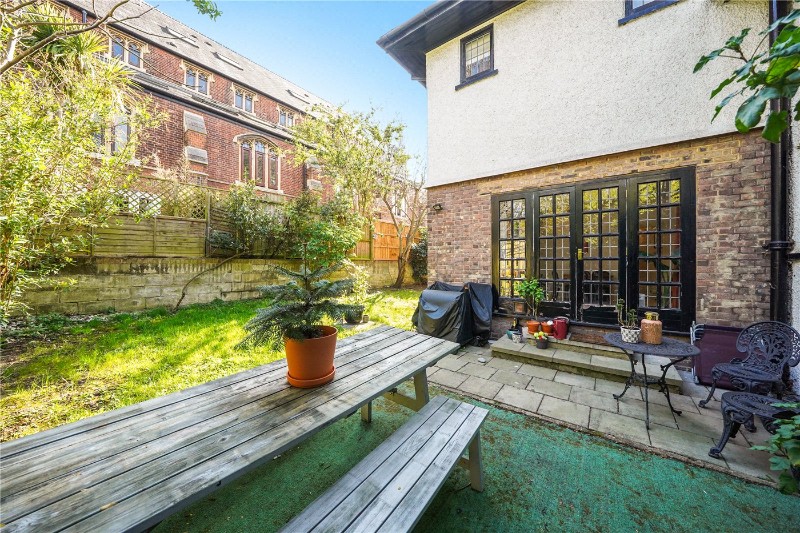 The Vicarage, Mayfield Road, N8