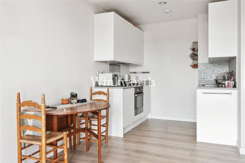 Apple Tree Road, London, N17