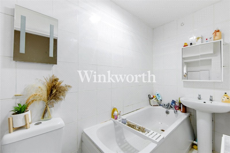 Orpington Gardens, London, N18
