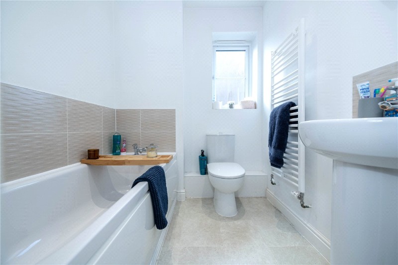 Harrier Way, Market Deeping, Peterborough, Lincolnshire, PE6
