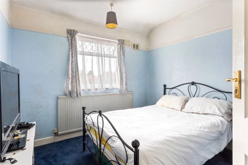 Kempshott Road, London, SW16