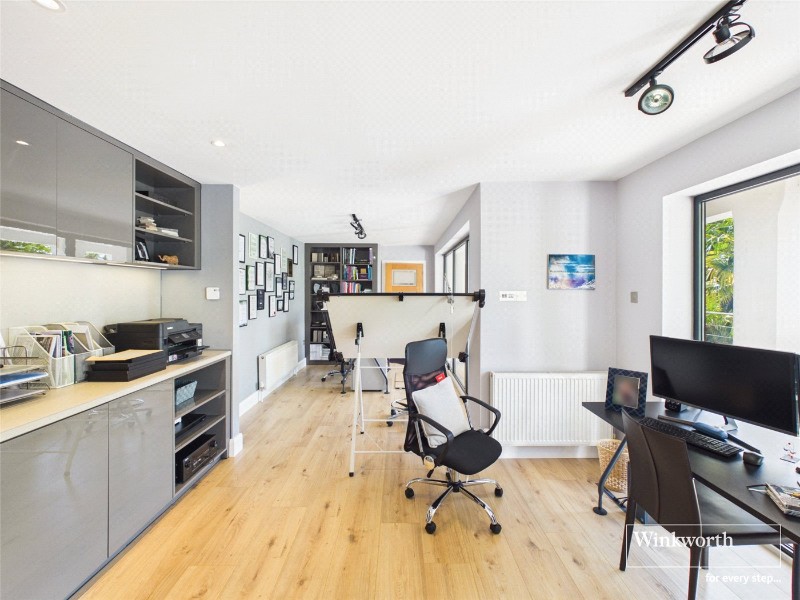 Newbury Road, Headley, Thatcham, Hampshire, RG19