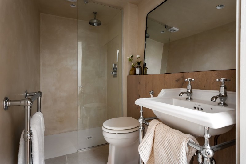 Court Close, Chedworth, Cheltenham, Gloucestershire, GL54