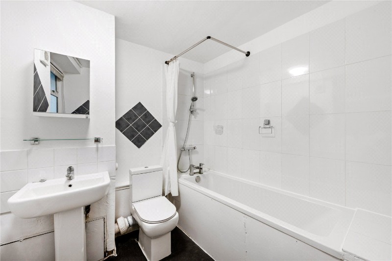 Highbury Quadrant, London, N5