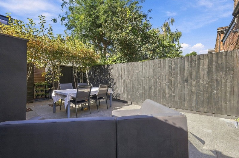 Kersley Road, London, N16