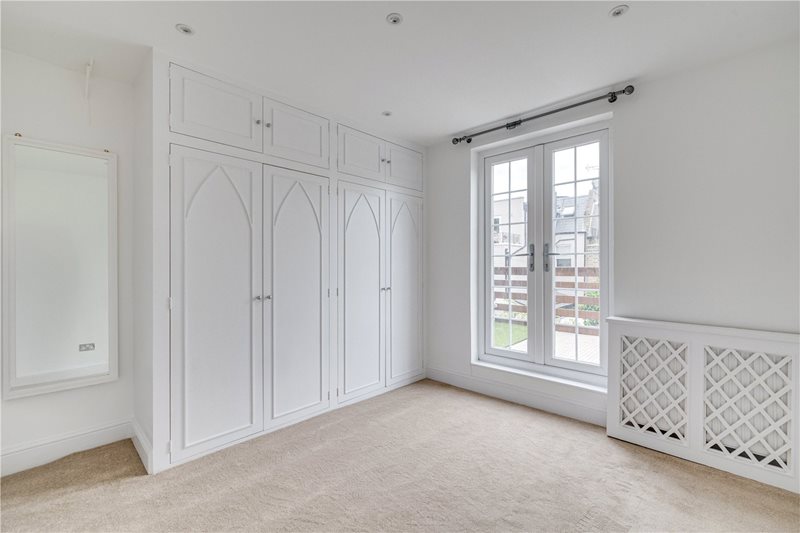Whittingstall Road, London, SW6