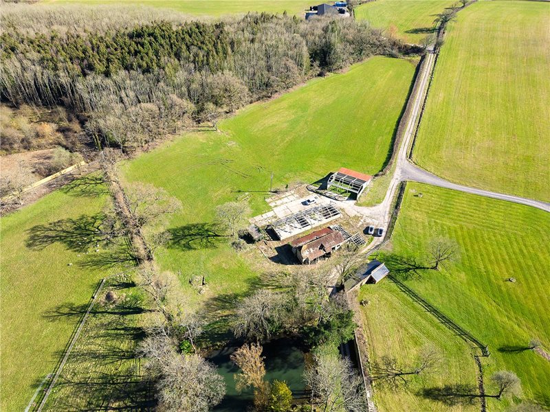 Woolley Green Farm, Dores Lane, Braishfield, SO51