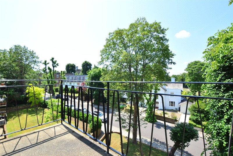 Drewery Court, The Glebe, London, SE3