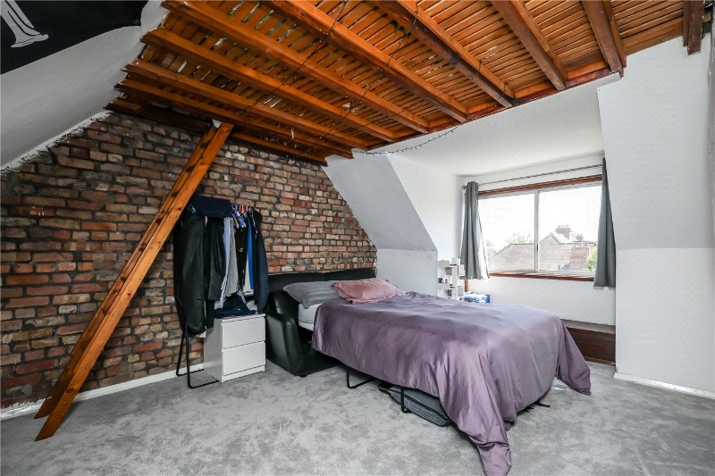 Evelyn Grove, London, W5