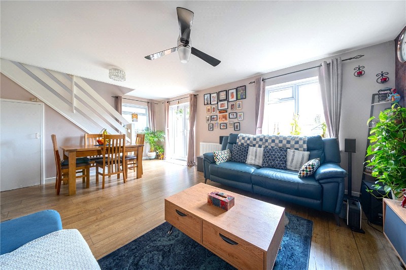 Walton Way, Newbury, Berkshire, RG14