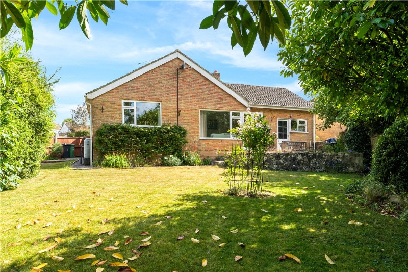 Cupernham Close, Romsey, Hampshire, SO51