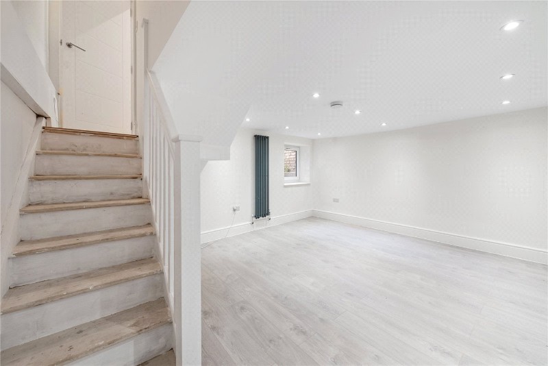 London Road, London, SW17