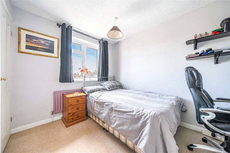 Aintree Close, Newbury, Berkshire, RG14