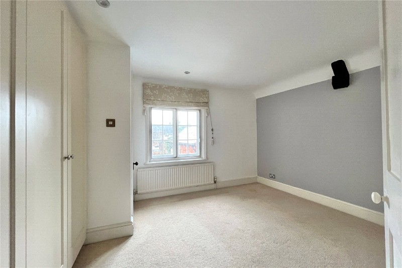 Wycombe End, Beaconsfield, HP9
