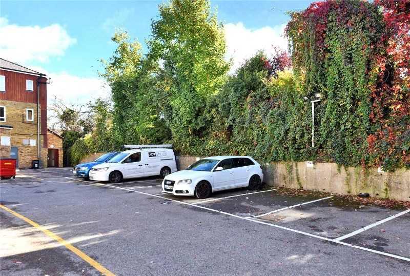 High Street, Banstead, Surrey, SM7
