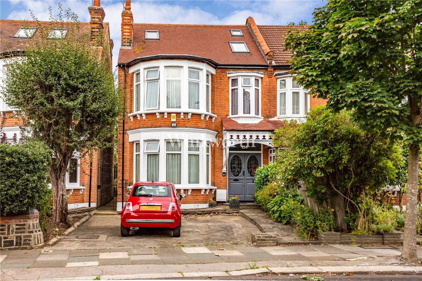 4 bedroom property for sale in Fox Lane, London, N13 (Ref PGN190188