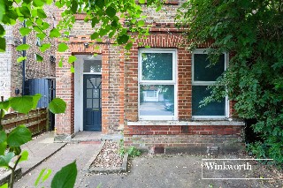 Station Road, Finchley, London, N3