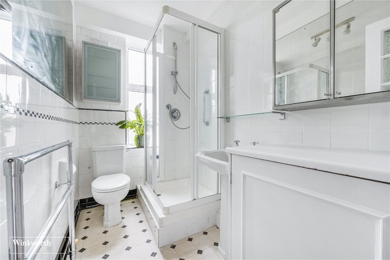 Sutton Lane North, London, W4