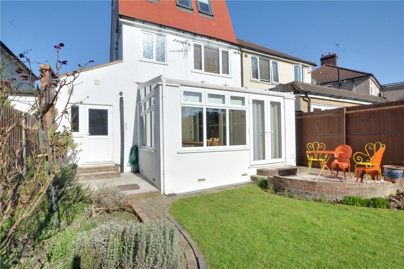Mayday Gardens, Blackheath, SE3
