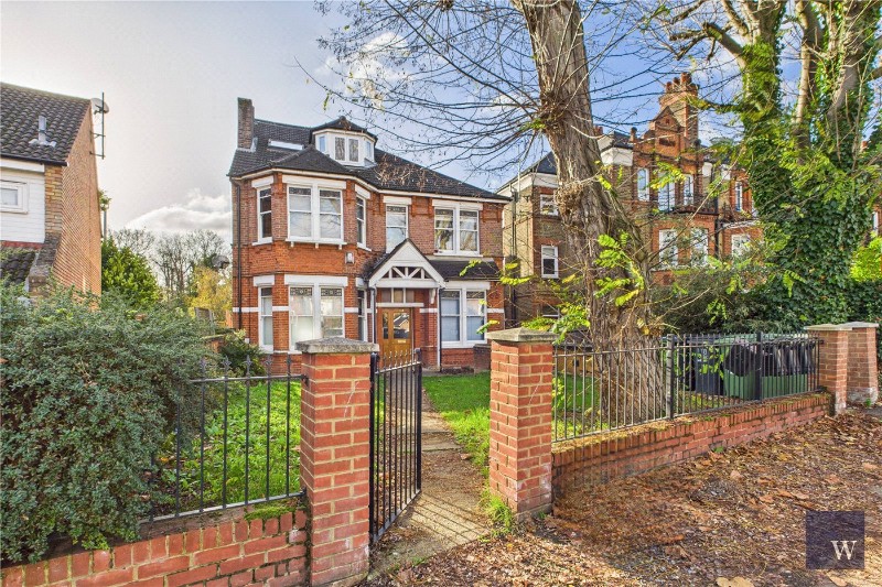 Palace Road, London, SW2