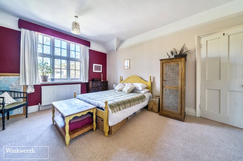 Cliddesden Road, Basingstoke, Hampshire, RG21