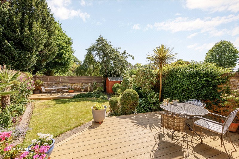Homefield Road, London, W4
