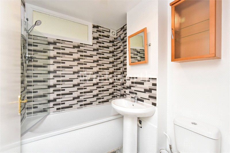 Warwick Gardens, London, N4