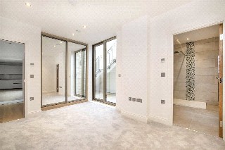 Keswick Road, London, SW15