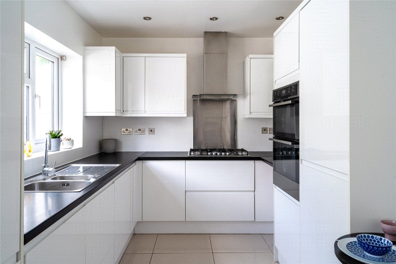 Cricklade Avenue, London, SW2