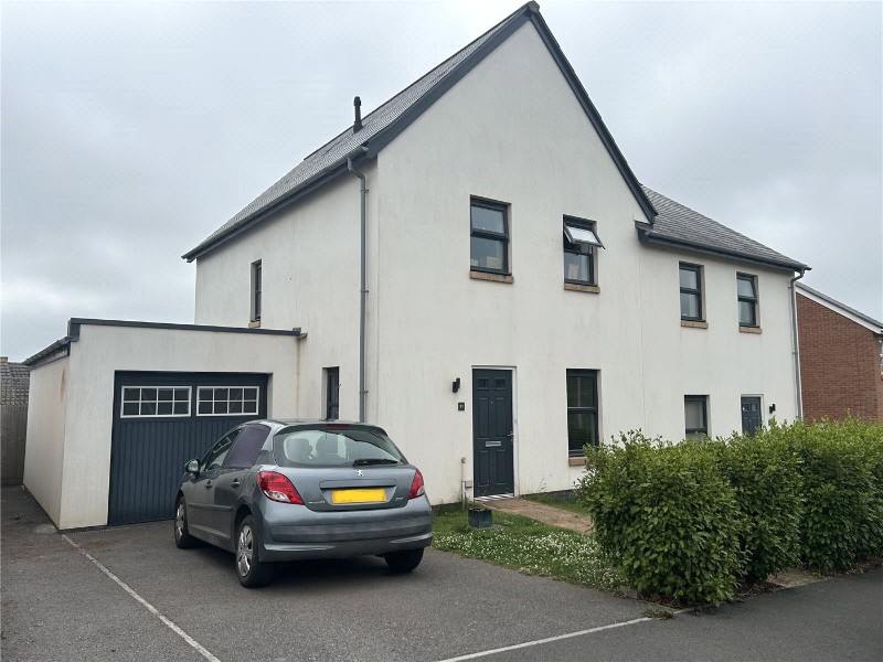 Tarka Way, Crediton, Devon, EX17