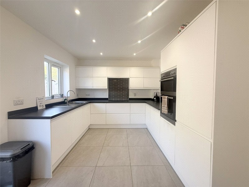 Yeo Crescent, Crediton, Devon, EX17