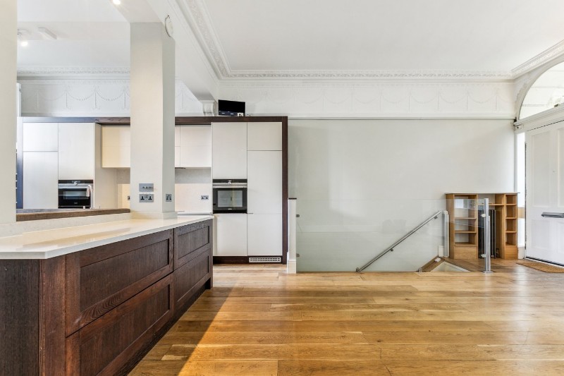Porchester Square, Bayswater, W2