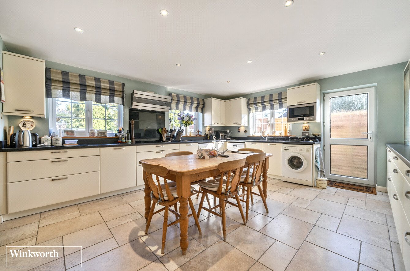 Kitchen/Breakfast Rm