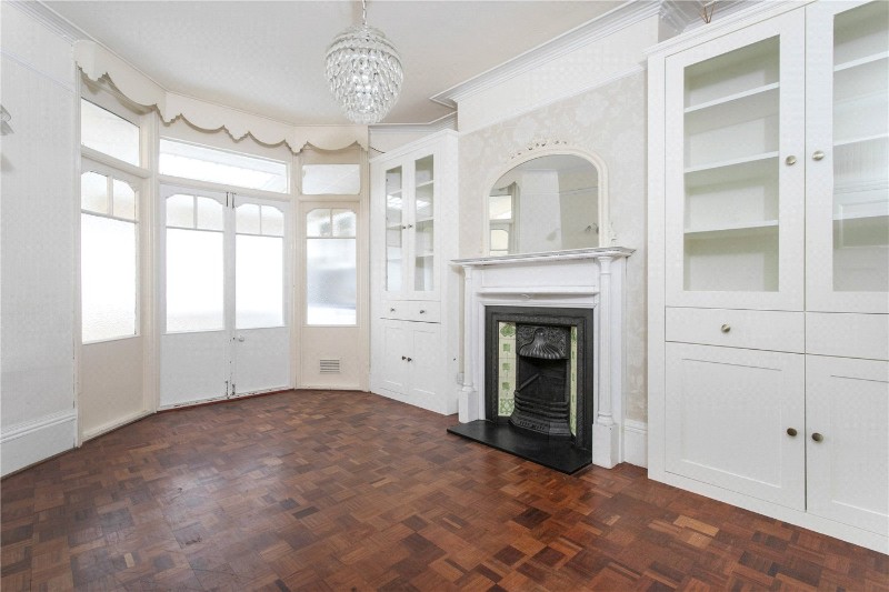 Riverway, London, N13