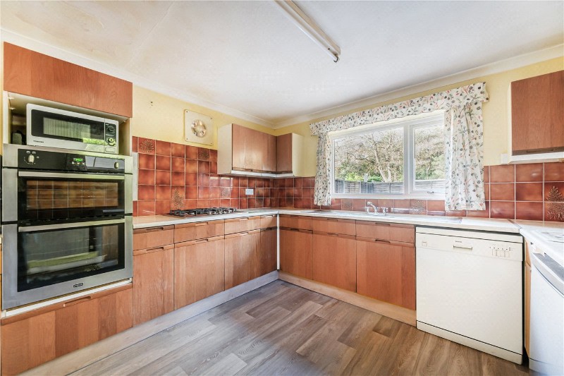 Fox Road, Lower Bourne, Farnham, Surrey, GU10