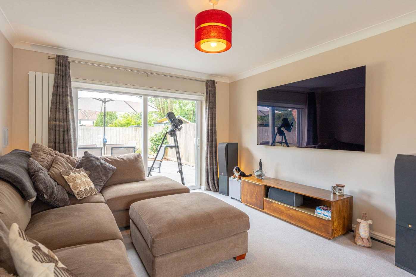 Sitting Room To Rear