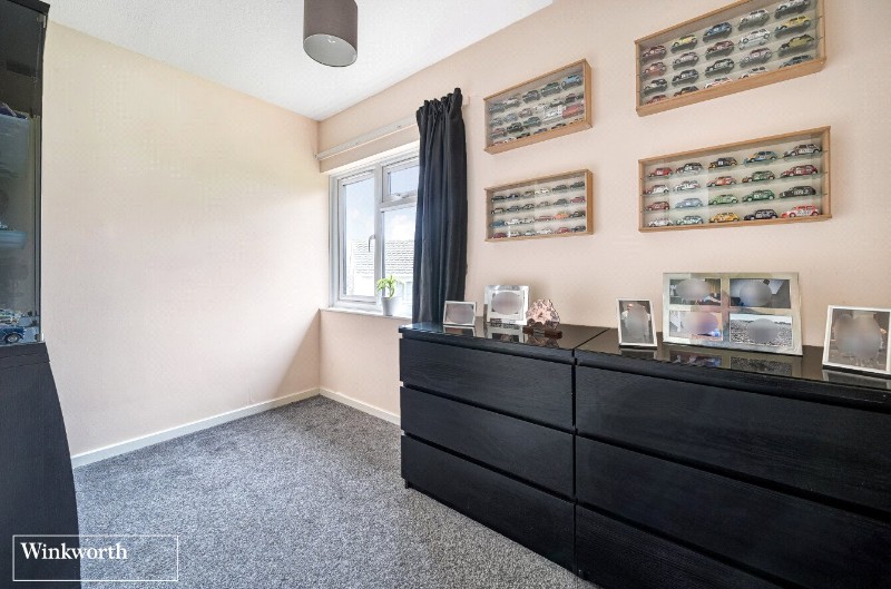 Novello Close, Basingstoke, Hampshire, RG22