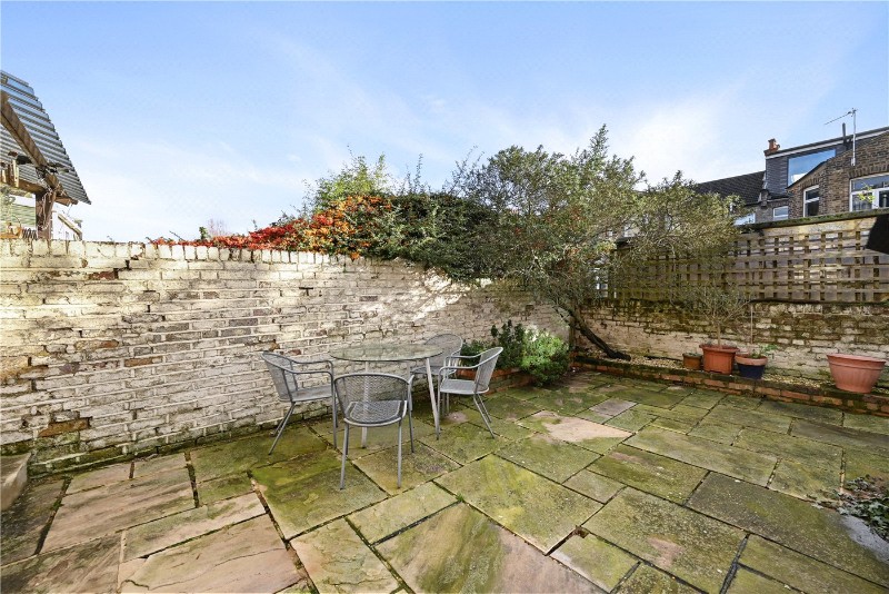 Buchanan Gardens, London, NW10