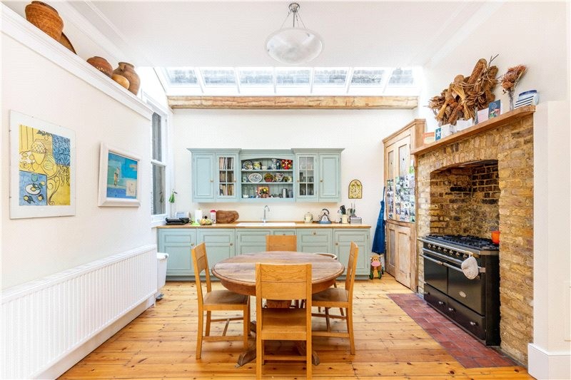 Hillersdon Avenue, Barnes, London, SW13