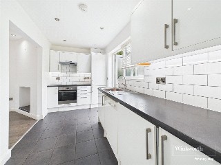 Shorts Croft, Kingsbury, London, NW9