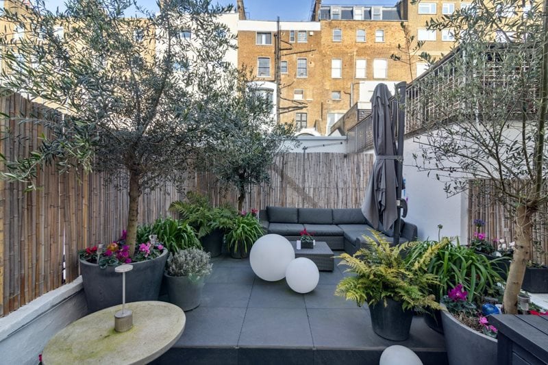 Gloucester Terrace, Bayswater, W2