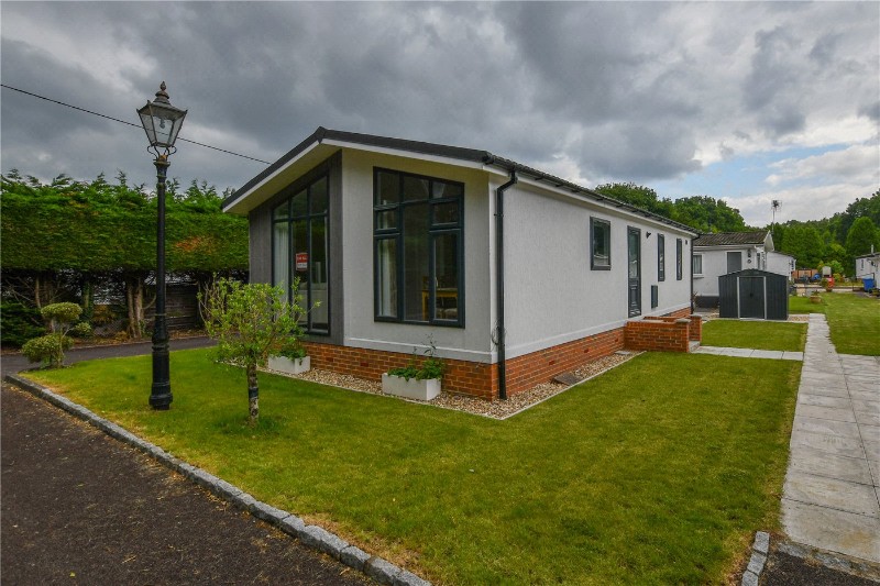 Pinewood Caravan Park, Wokingham, Berkshire, RG40